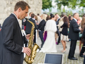 Saxophonist-Hochzeit-Hochzeitsmusik-Zeremonie-Abdankung Beerdigung Trauung Kirche